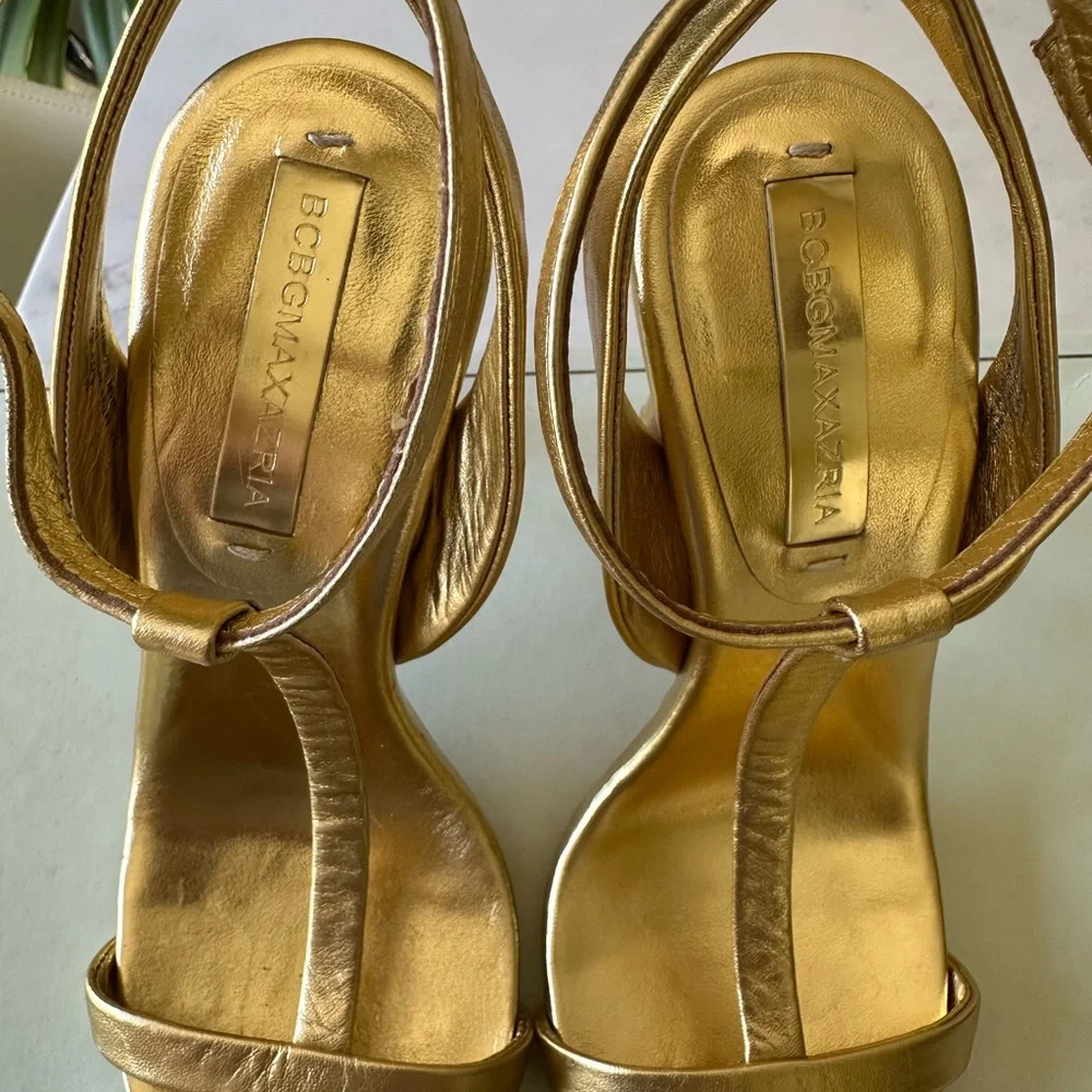 BCBGMaxAzria Gold Women's Heels - Picture 6 of 9
